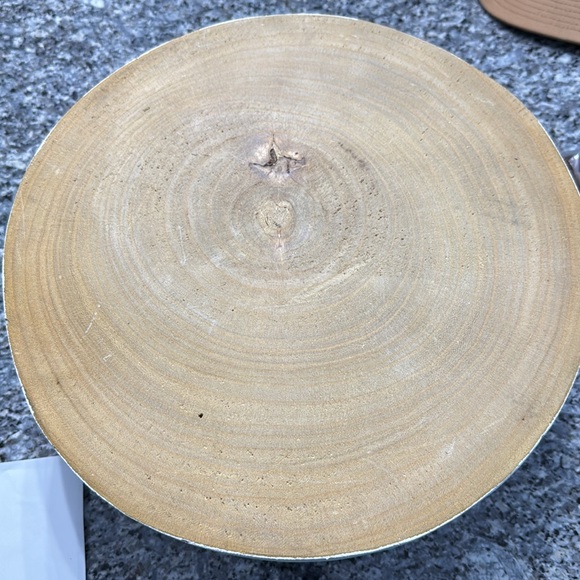 Wooden decor  Stand with Black Metal Legs - Picture 2 of 4